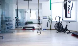 تصویر باشگاه بدنسازی اینشیپ بادی سعادت آباد