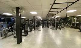 تصویر باشگاه بدنسازی نیوتن تهران