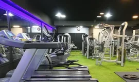 باشگاه بدنسازی آرنا تهران عکس