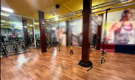باشگاه بدنسازی هیربد شعبه مطهری تهران عکسها