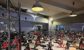 عکس باشگاه بدنسازی شاپرک انوشه تهران