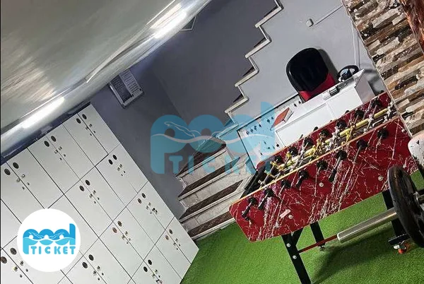 رخت‌کن باشگاه بدنسازی قهرمان مشهد عکسها