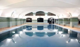 استخر کانون تندرستی سام تهران عکس