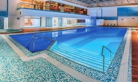 عکس استخر هتل سی نور مشهد