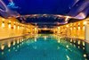 زیباترین استخر هتل پردیسان - خرید بلیط از پول تیکت
