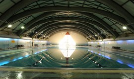 استخر شنا هتل میثاق