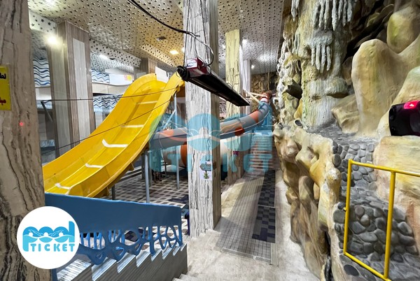 محوطه پارک آبی سوپارک ملارد تصویر