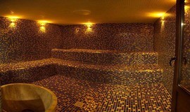 استخر هتل جنگلی سالار دره ساری