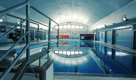 تصویر استخر سرپوشیده صبا کرمان