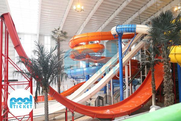 تصویر محوطه پارک آبی دهکده آبی پارس البرز