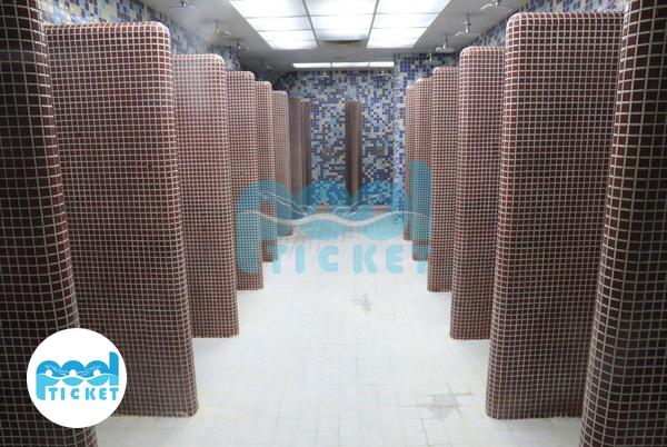 عکس دوش‌های پارک آبی دهکده آبی پارس البرز