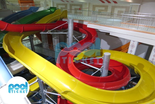 عکس سرسره های پارک آبی تبریز