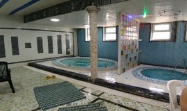 عکس جکوزی و حوضچه آب سرد استخر کارگران زنجان