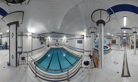 محوطه استخر عباس جدیدی تهران تصویر