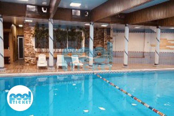 عکس استخر سرپوشیده درین میدان هروی تهران