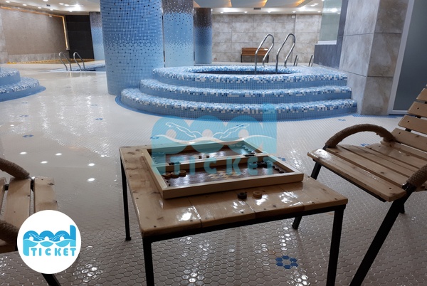 محوطه بازی استخر هتل پارسیس مشهد تصاویر
