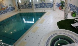  استخر هتل بادله ساری