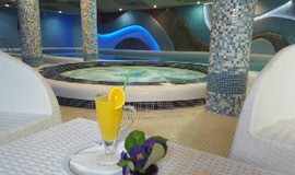  استخر هتل هما