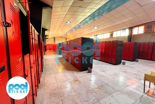 تصاویر رختکن استخر روباز بلو اوشن تهران