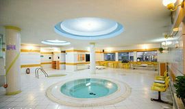 استخر و سونای ابریشم تهران