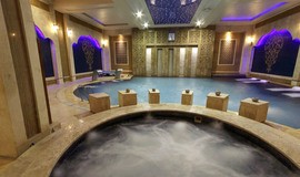 تخفیف بلیط استخر زیبای هتل درویشی مشهد- پول تیکت