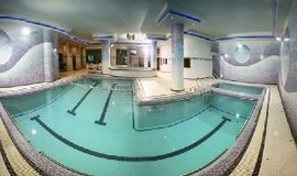 عکس استخر هتل آساره تهران