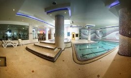 تصویر استخر هتل آساره تهران