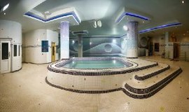  استخر هتل آساره تهران