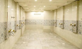 تصویر دوش های استخر موج خورشید صادقیه تهران