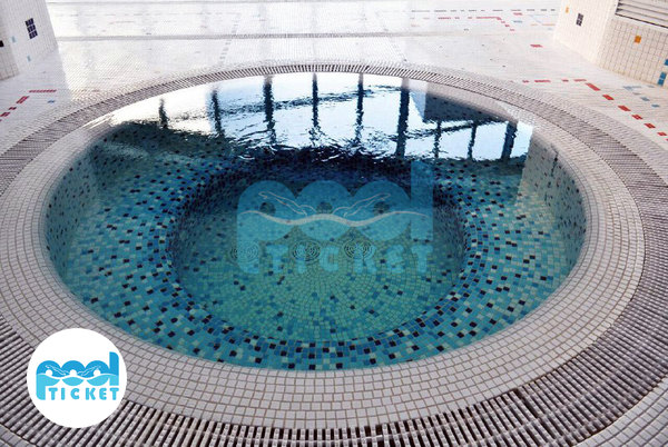 جکوزی استخر دانشگاه شریف تهران تصویر