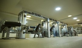 مجموعه بدن سازی و استخر لاماسیا تهران