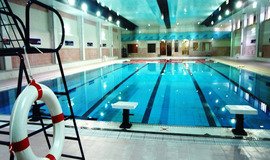 استخر شنا مجموعه ورزشی امیر کبیر کاشان