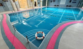 تصویر استخر سرپوشیده بانوان یاد یاران تهران