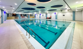 عکس‌های استخر جام جم تهران