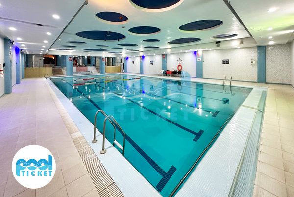 عکس‌های استخر جام جم تهران