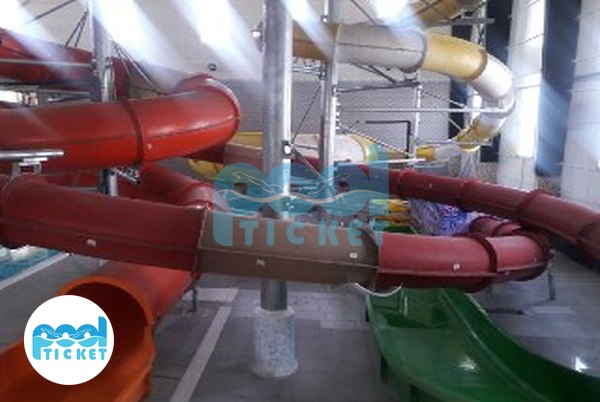 سرسره های مجموعه پارک آبی و استخر پرشین فردیس عکس