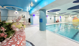 عکس فضای استخر جام جم اتوبان همت تهران