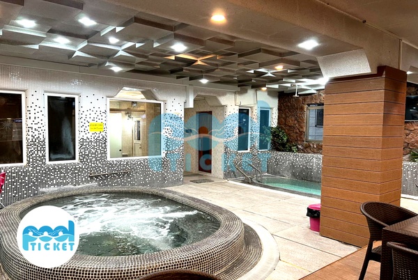 عکس جکوزی استخر آرشیدا تهران