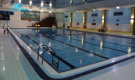 عکس استخر هتل ارم تهران