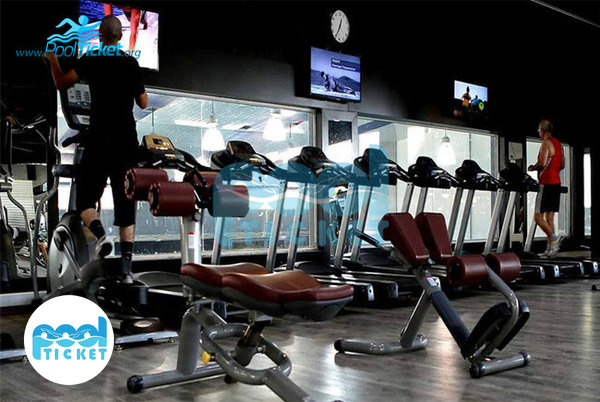 عکس‌های سالن بدنسازی استخر هتل ارم تهران