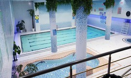 عکس استخر سرپوشیده فردوس قم