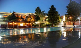 عکس‌های استخر چهارفصل و روباز هتل اوین تهران (کاجکو)