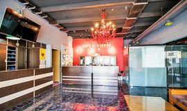 عکس استخر دلکده تهران