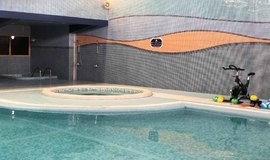 استخر مجموعه ورزشی اکسیژن تبریز