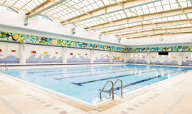 عکس مجموعه آبی و استخر نگین VIP مشهد