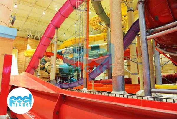 تصویر پارک آبی سرزمین موج های آبی مشهد