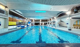 تصاویر محوطه استخر طاق کسری تهران 