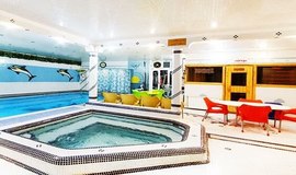 عکس‌های جکوزی استخر نزهت تهران