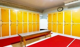 رخت‌کن استخر نزهت تهران تصاویر