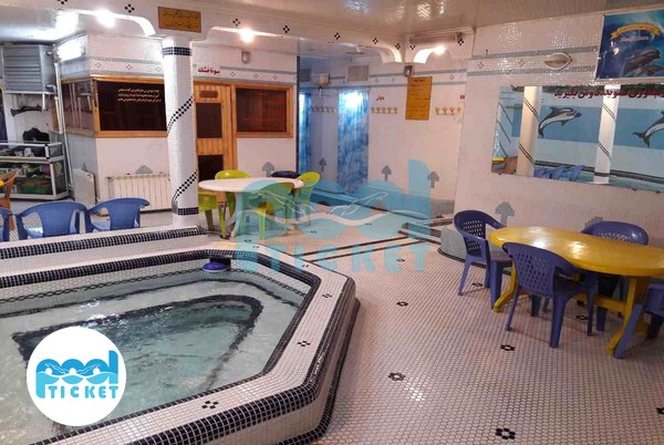 تصویر جکوزی و بوفه استخر نزهت تهران